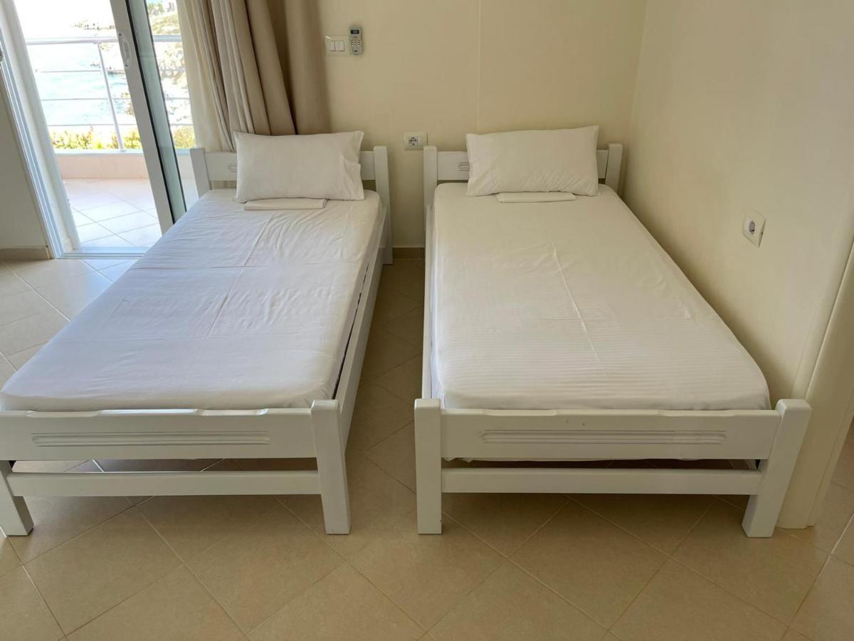 Sunset Apartments Berdenesh Sarandë Eksteriør bilde