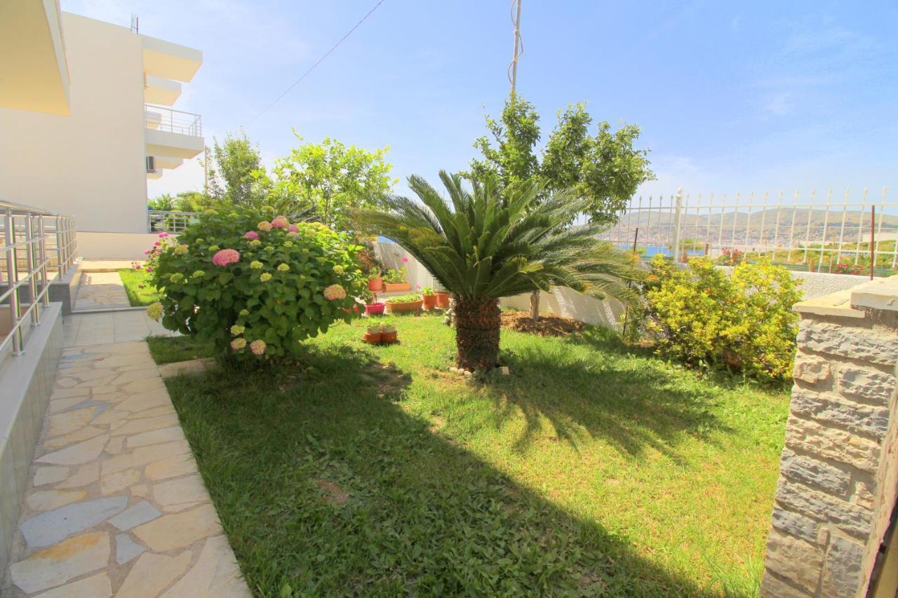 Sunset Apartments Berdenesh Sarandë Eksteriør bilde