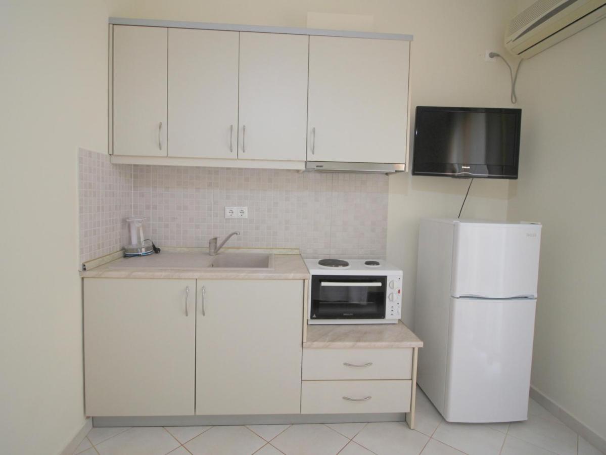 Sunset Apartments Berdenesh Sarandë Eksteriør bilde
