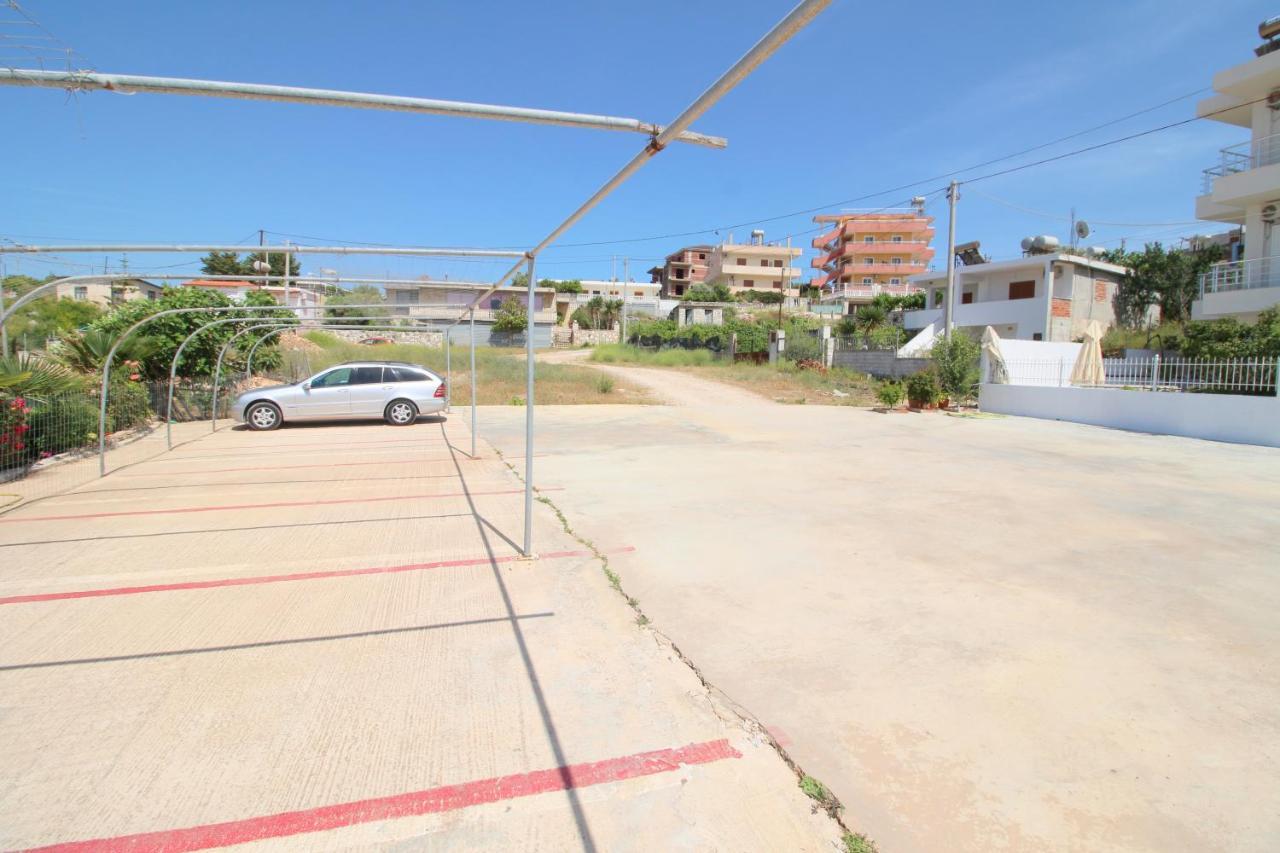 Sunset Apartments Berdenesh Sarandë Eksteriør bilde